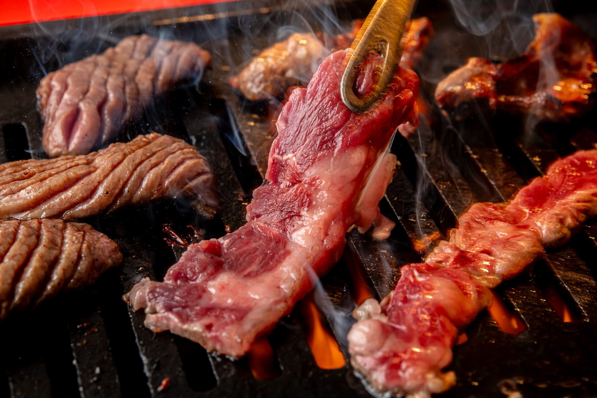 精肉店直営！ 抜群の鮮度を誇る厳選肉
